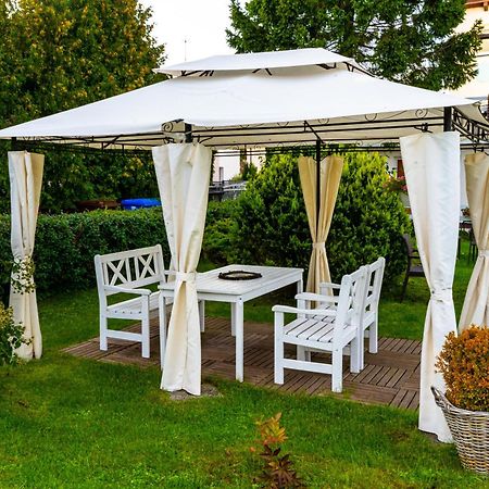 Hotel Avista Mielno Unieście Exteriér fotografie