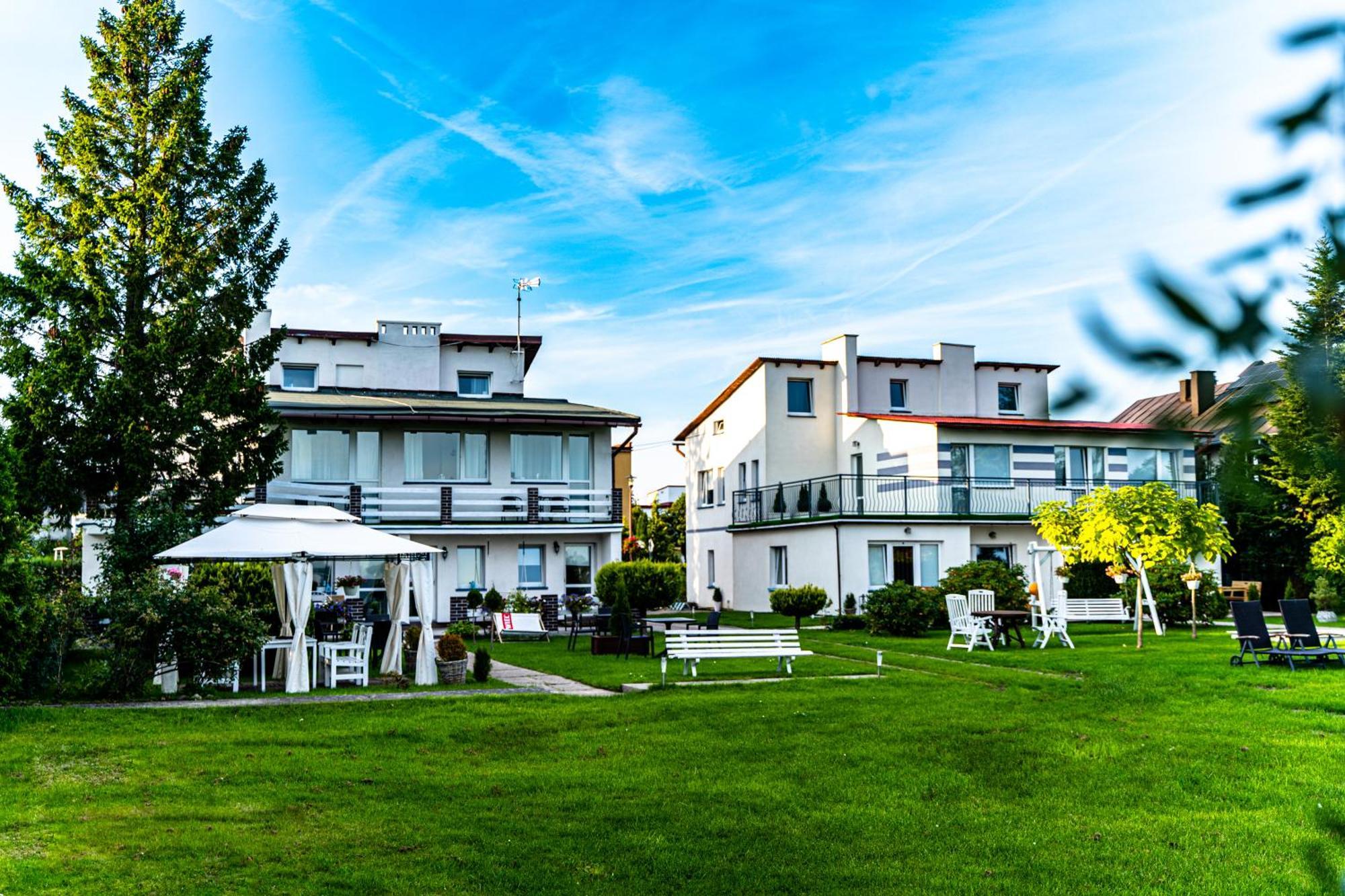Hotel Avista Mielno Unieście Exteriér fotografie