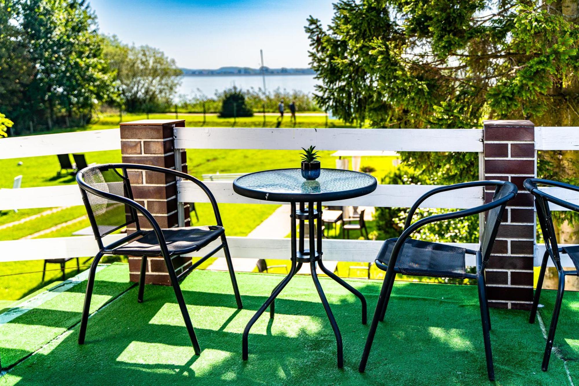 Hotel Avista Mielno Unieście Exteriér fotografie